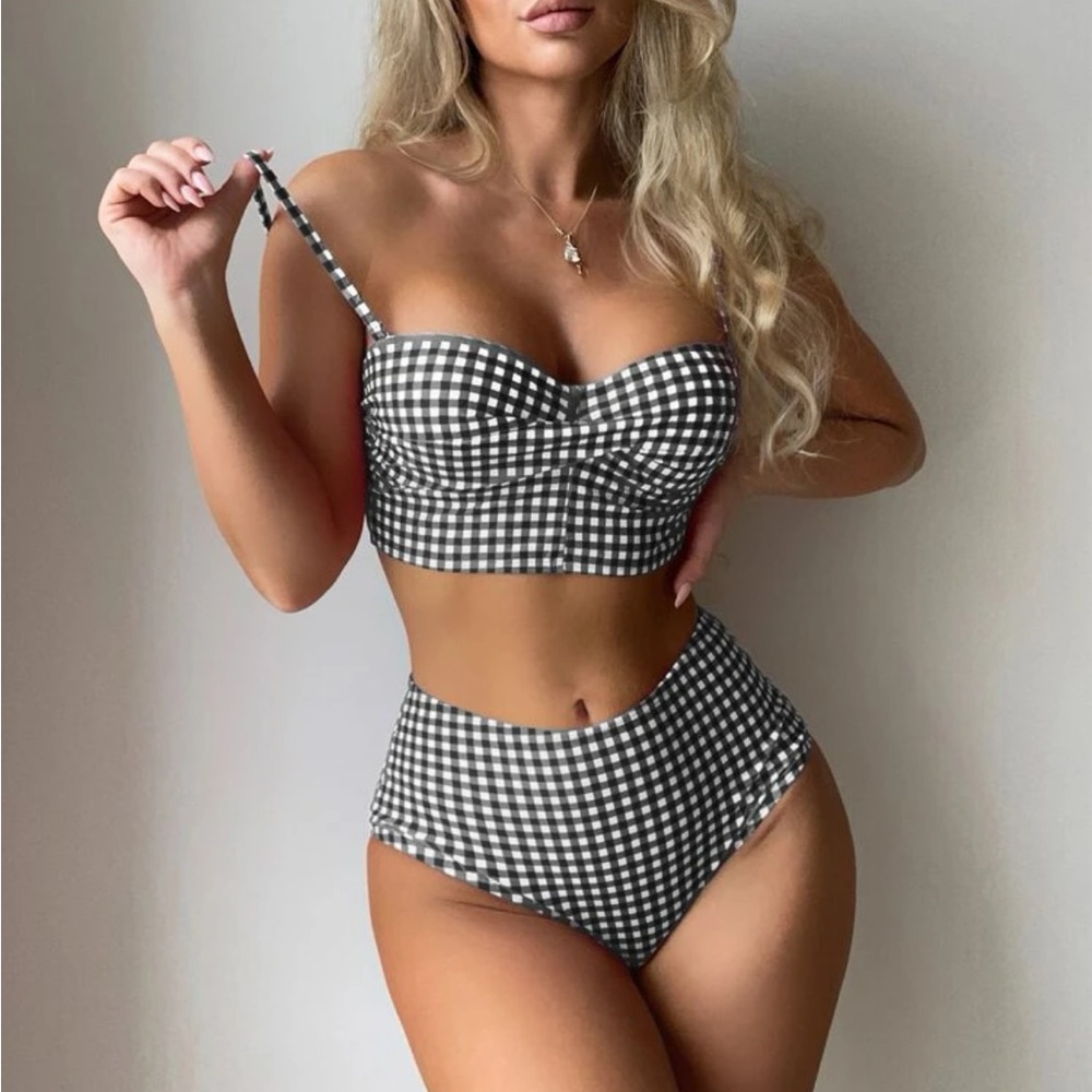 Lot of 5 SHEIN black 2 piece bathing suits and one additional top. NWOT